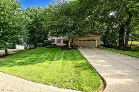 Exterior - 5339 Ashby St NW, Canton, OH 44708 photo 3 of 11