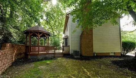 Exterior - 5339 Ashby St NW, Canton, OH 44708 photo 4 of 11