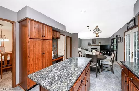 Kitchen - 5339 Ashby St NW, Canton, OH 44708 photo 3 of 7
