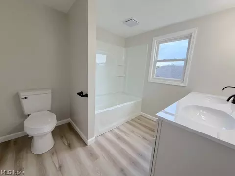 Bath - 318 W 14th St, Dover, OH 44622 photo 4 of 4