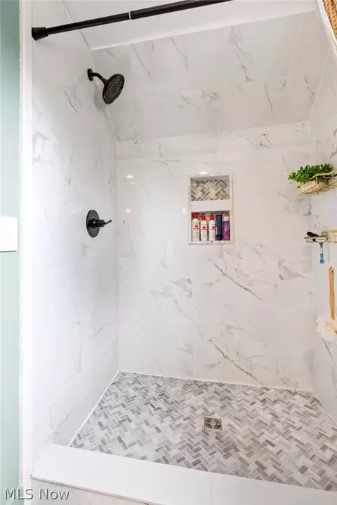 Bath - 108 E Center St, Berea, OH 44017 photo 5 of 5