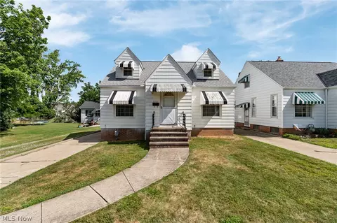 8202 Dorothy Ave, Parma, OH 44129