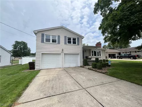 Exterior - 6301 Apache Ln, Poland, OH 44514 photo 2 of 5