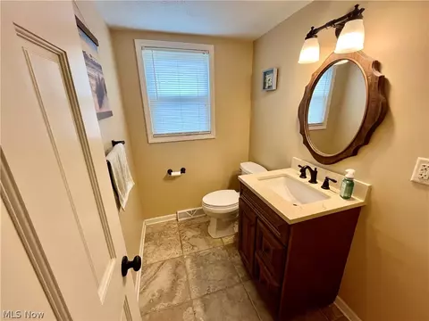 Bath - 6301 Apache Ln, Poland, OH 44514 photo 1 of 3
