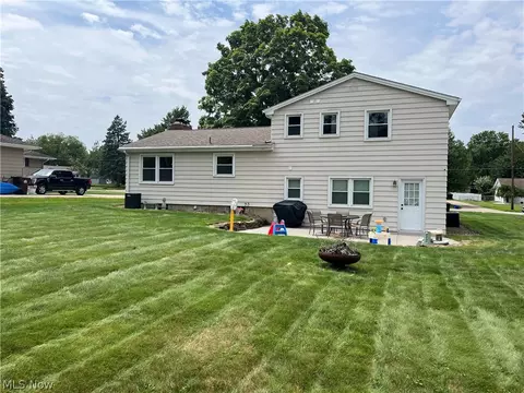 Exterior - 6301 Apache Ln, Poland, OH 44514 photo 4 of 5