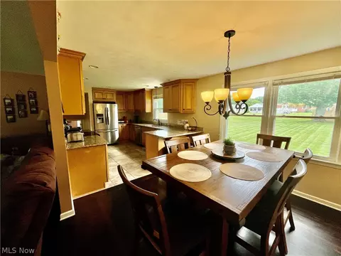 Dining - 6301 Apache Ln, Poland, OH 44514 photo 2 of 2