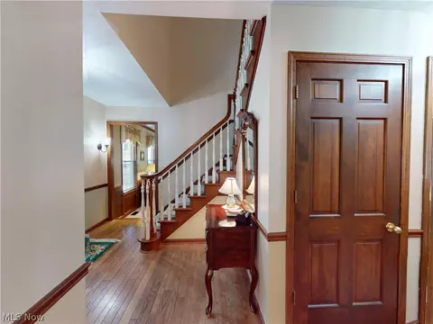 Entry Way - 126 Pepperdine Dr, Elyria, OH 44035 photo 3 of 5
