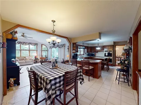 Dining - 126 Pepperdine Dr, Elyria, OH 44035 photo 1 of 5