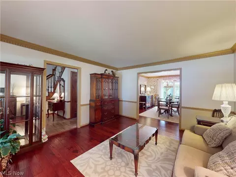 Living - 126 Pepperdine Dr, Elyria, OH 44035 photo 7 of 9