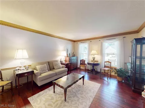 Living - 126 Pepperdine Dr, Elyria, OH 44035 photo 9 of 9