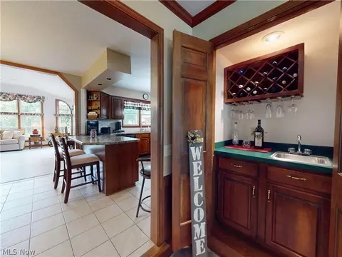 Entry Way - 126 Pepperdine Dr, Elyria, OH 44035 photo 1 of 5