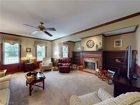 Living - 126 Pepperdine Dr, Elyria, OH 44035 photo 4 of 9