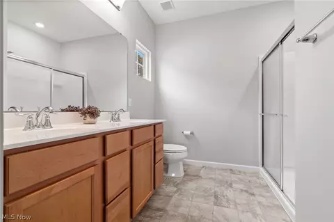 Entry Way - 611 Rundle St, Lagrange, OH 44050 photo 2 of 4