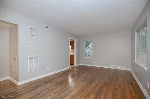 Living - 660 E 260th St, Euclid, OH 44132 photo 1 of 3
