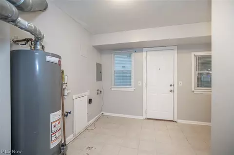 660 E 260th St, Euclid, OH 44132 photo 15