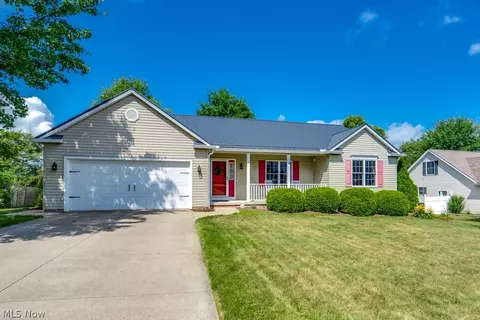 1075 Lanedale St NW, Massillon, OH 44647