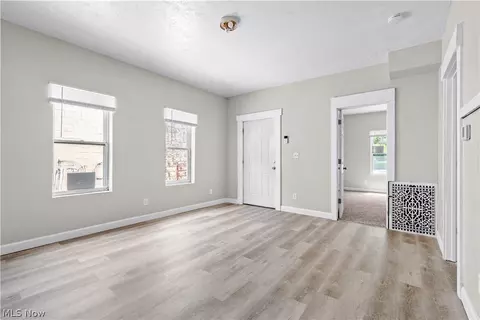 Living - 5175 Arch Street St, Maple Heights, OH 44137 photo 4 of 4