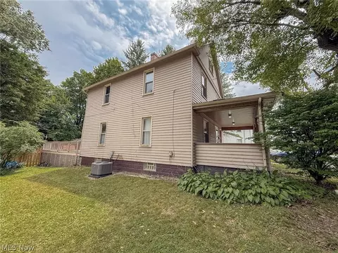 Exterior - 168 Poland Ave, Struthers, OH 44471 photo 12 of 13