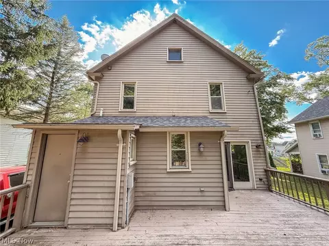 Exterior - 168 Poland Ave, Struthers, OH 44471 photo 4 of 13