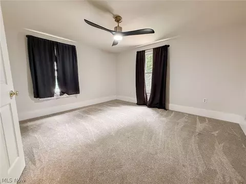 Bedroom - 168 Poland Ave, Struthers, OH 44471 photo 1 of 4