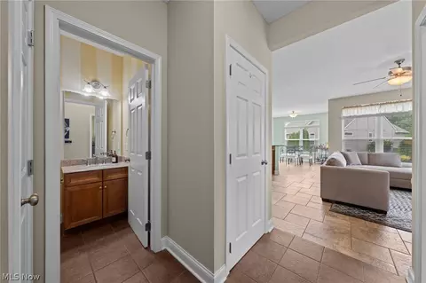 Entry Way - 3528 Brook Ct, Avon, OH 44011 photo 3 of 5