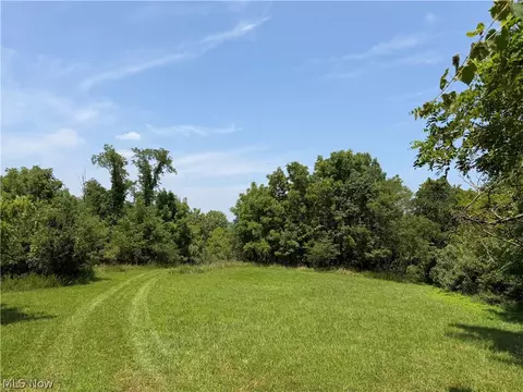 16 25 Ac Rear 17th Ave, Parkersburg, WV 26101
