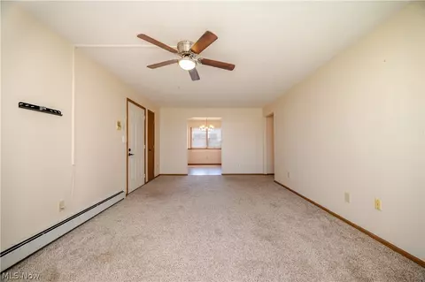 Living - 7357 Eisenhower Dr #6, Boardman, OH 44512 photo 1 of 2