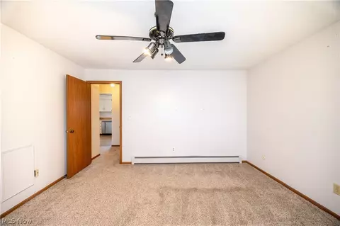 Bedroom - 7357 Eisenhower Dr #6, Boardman, OH 44512 photo 2 of 6