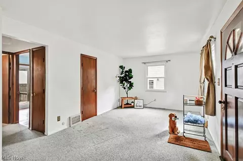 604 Cornell Ave, Elyria, OH 44035 photo 4