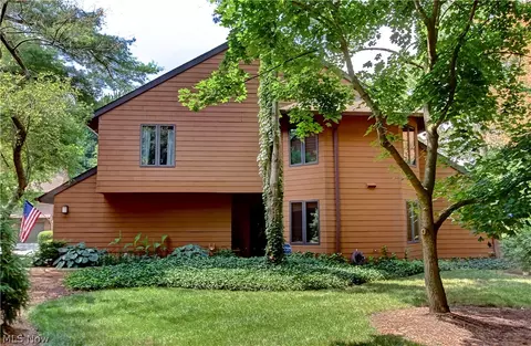 30105 Center Ridge Rd #G, Westlake, OH 44145