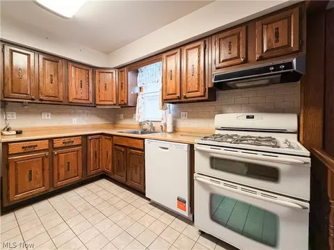 Kitchen - 15357 Rademaker Blvd, Brook Park, OH 44142 photo 1 of 3