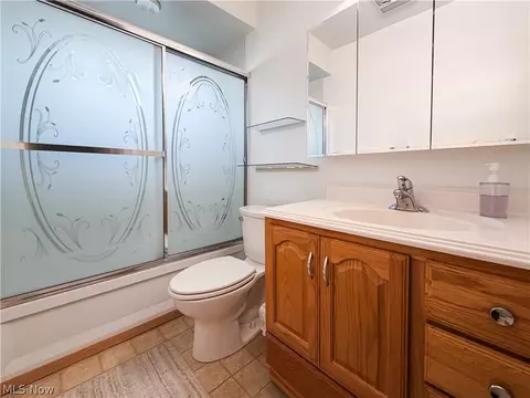 Bath - 15357 Rademaker Blvd, Brook Park, OH 44142 photo 1 of 3