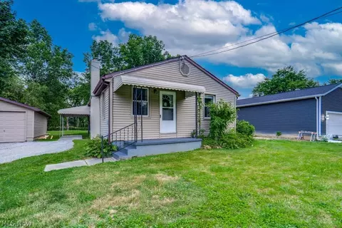 2862 Denaple Ave, Akron, OH 44312