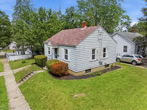 838 Kickapoo Ave, Akron, OH 44305 photo 26