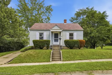 838 Kickapoo Ave, Akron, OH 44305