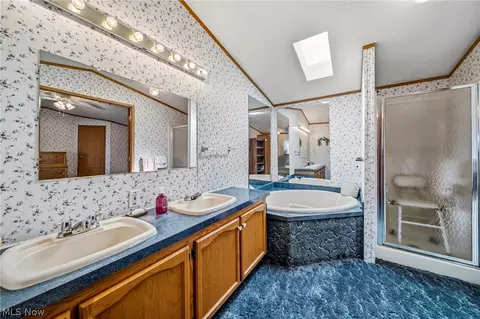 Bath - 2675 Eagle Point Dr, Madison, OH 44057 photo 3 of 3