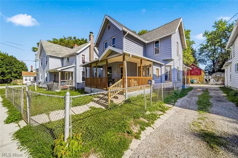 Other - 305 W 53rd St, Ashtabula, OH 44004 photo 1 of 6