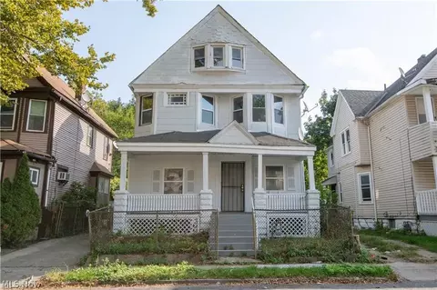 1373 E 89th St, Cleveland, OH 44106