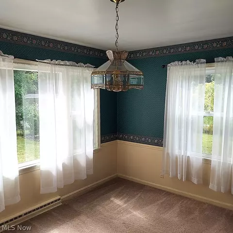 Dining - 655 Cliffside Dr, Akron, OH 44313 photo 2 of 2