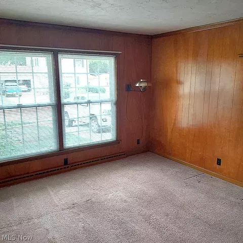 Living - 655 Cliffside Dr, Akron, OH 44313 photo 7 of 7