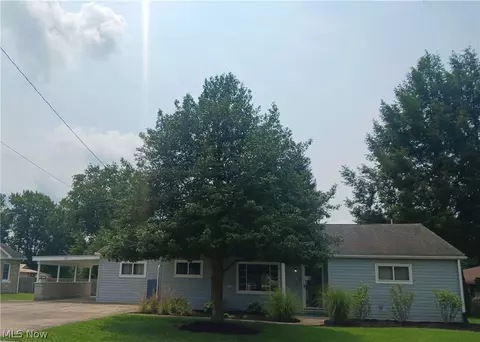 105 Chamberlain Dr, Marietta, OH 45750