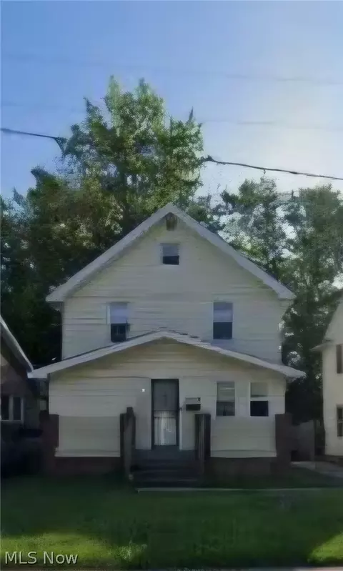 3669 E 112th St, Cleveland, OH 44105
