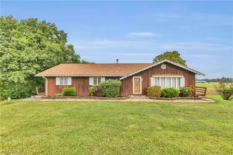 2538 Tabor Ridge Rd NE, Mineral City, OH 44656