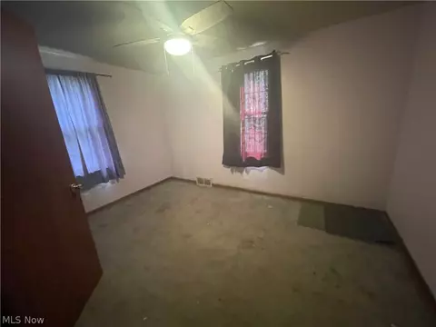 Bedroom - 72 Meadowbrook Ave, Boardman, OH 44512 photo 1 of 3