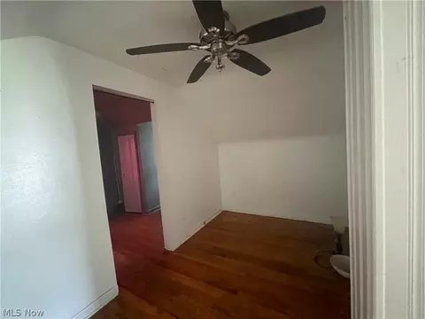 Bedroom - 72 Meadowbrook Ave, Boardman, OH 44512 photo 2 of 3