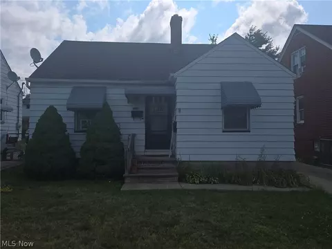 4667 E 86th St, Garfield Heights, OH 44125