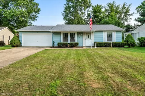 451 Greenwood Ct, Elyria, OH 44035