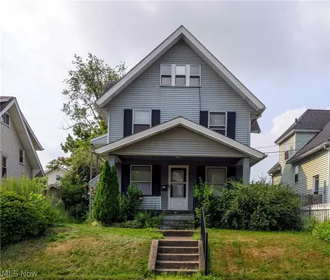 3010 9th St SW, Canton, OH 44710