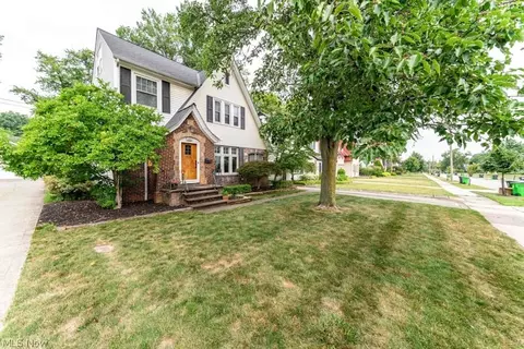 1632 Oakmount Rd, South Euclid, OH 44121