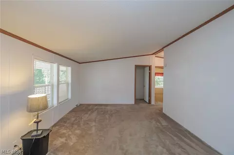 Living - 77 Periwinkle Dr, Olmsted Twp, OH 44138 photo 3 of 5